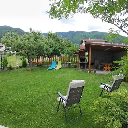 Vessyta בית הארחה ספרבה בניה